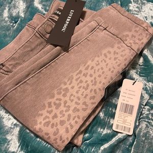 Womens brand new with tags Liverpool Jeans size 25 Abby cheetah ankle 28” wow!